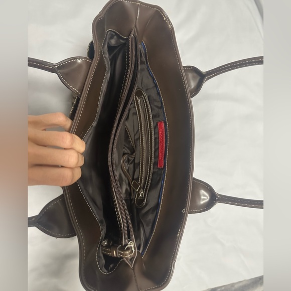 Brown Tommy bag. Barely used - Picture 2 of 3
